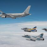 Un Airbus A330 de reabastecimiento en vuelo francés