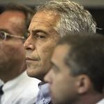 Jeffrey Epstein, acusado de abusos a menores