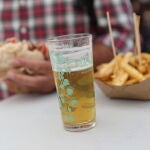 El problema de salir de cañas no son tanto las calorías de las cervezassino las de las tapas