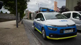 Un vehículo de la Policía Municipal de Navarra Un vehículo de la Policía Municipal de Navarra