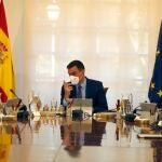 El gobierno bipolar que apunta al caos