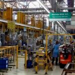 Línea de fabricación del alternador BRM 48v en la fábrica SEG Automotive implantado en vehículos híbridos