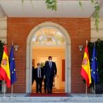 Si nos encontráramos ante una democracia moderna, consolidada, la puerta de salida estaría abierta invitando irremediablemente a la dimisión