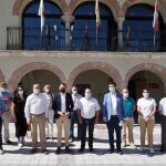 El presidente de la Diputación de Valladolid, Conrado Íscar, acompaÑado del alcalde de Olmedo, Alfonso Centeno, hacen balance de las actuaciones de los Los CEAS de la Diputación de Valladolid