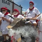 Un grupo de imitadores de Hemingway en Key West, Florida