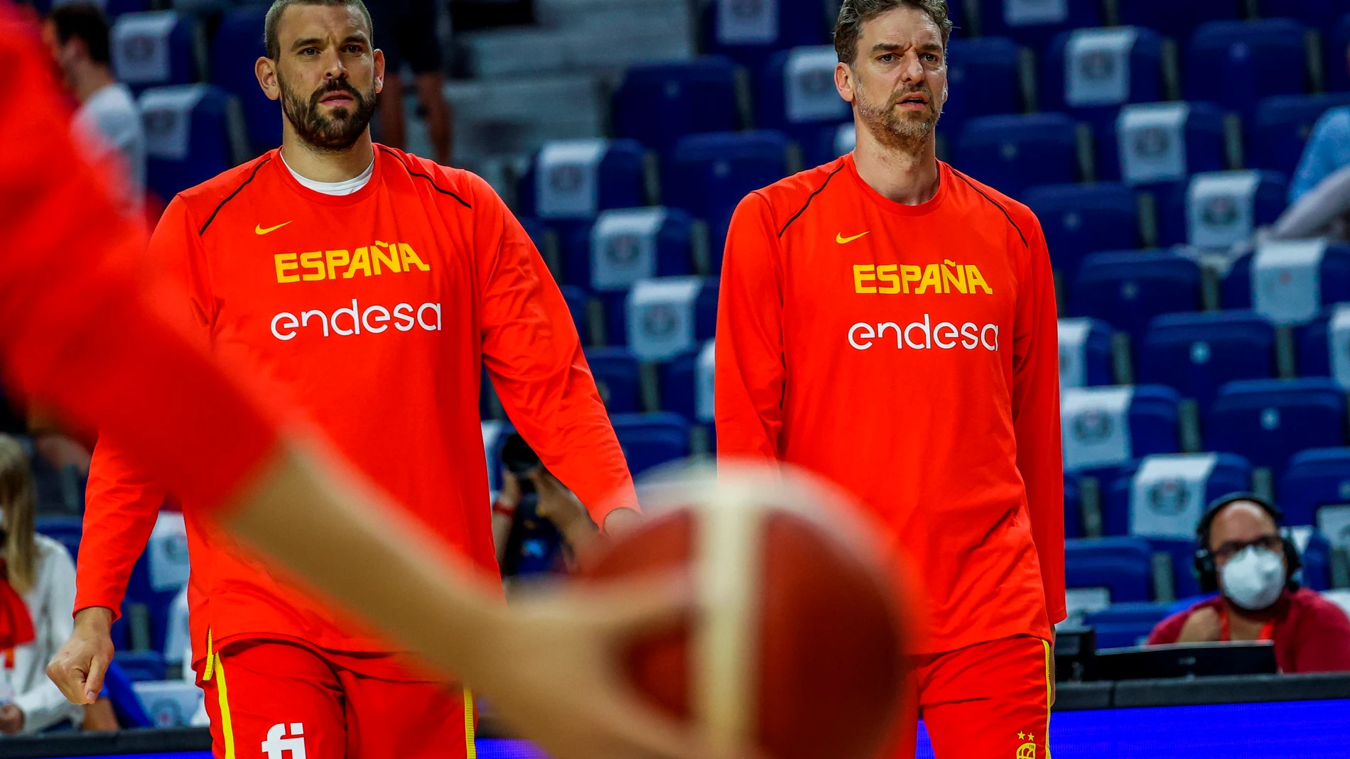 Los hermanos Gasol, Pau y Marc, anunciaron su despedida de la selección