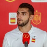 Rafa Mir con España.
