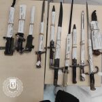Imagen de las bayonetas intervenidas en el Rastro