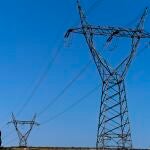 Torretas de alta tensión en la localidad poleas de El Berrón, Asturias