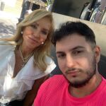 Carmen Lomana y Omar Montes