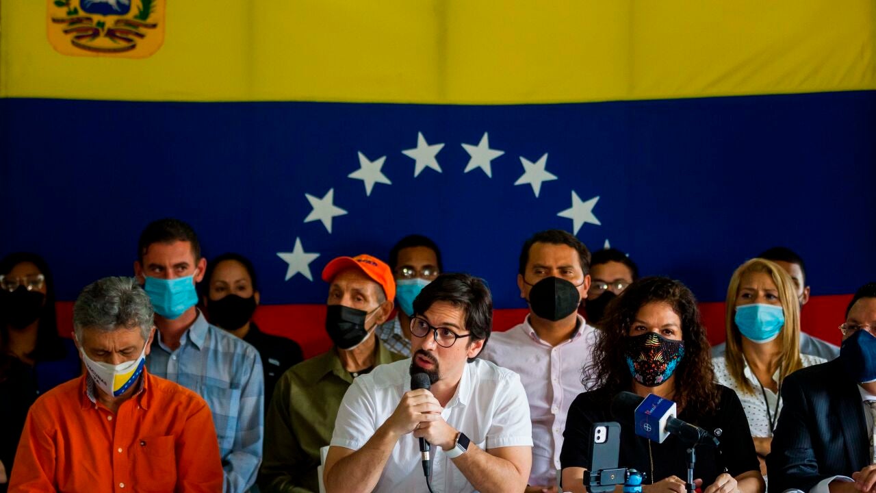 La oposición trata de ganar impulso frente a Maduro