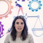 Irene Montero, quite sus manos de mi mantel