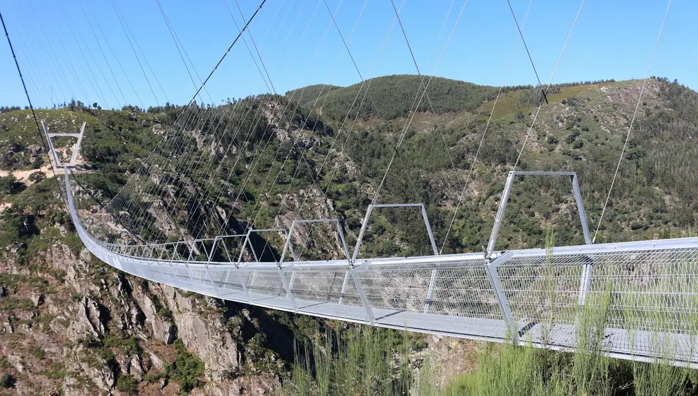 Así es el puente Arouca 516 en Portugal