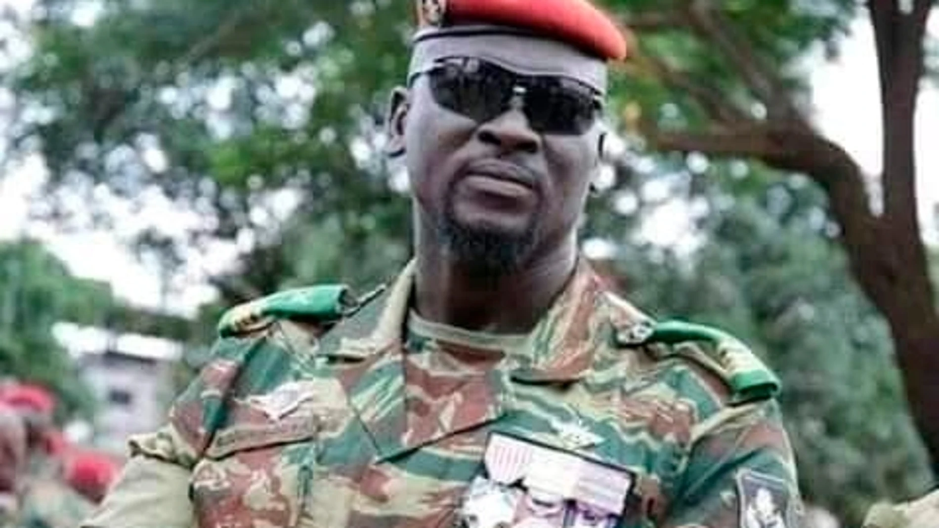 Doumbouya cuenta con más de 15 años de experiencia en operaciones militares en Afganistán, Costa de Marfil, Yibuti y República Centroafricana