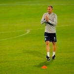 Luis Enrique tiene que demostrar en Kosovo si confía en Marcos Llorente