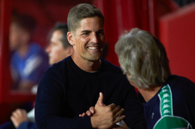 Robert Moreno, entrenador del Granada. (AFP)