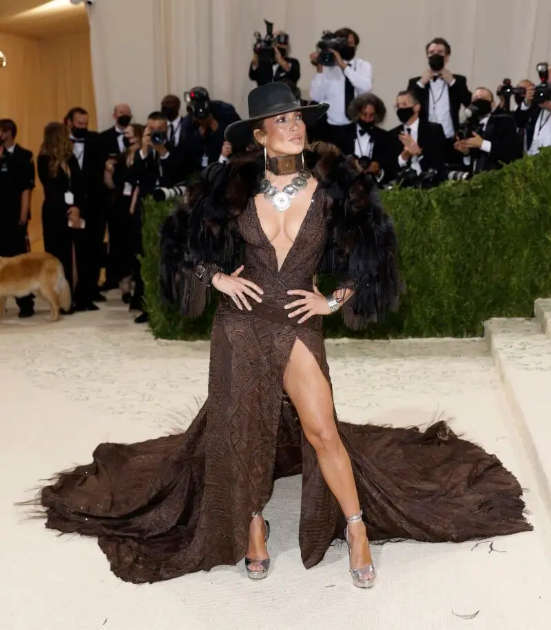 Jennifer Lopez en la Met Gala 2021.