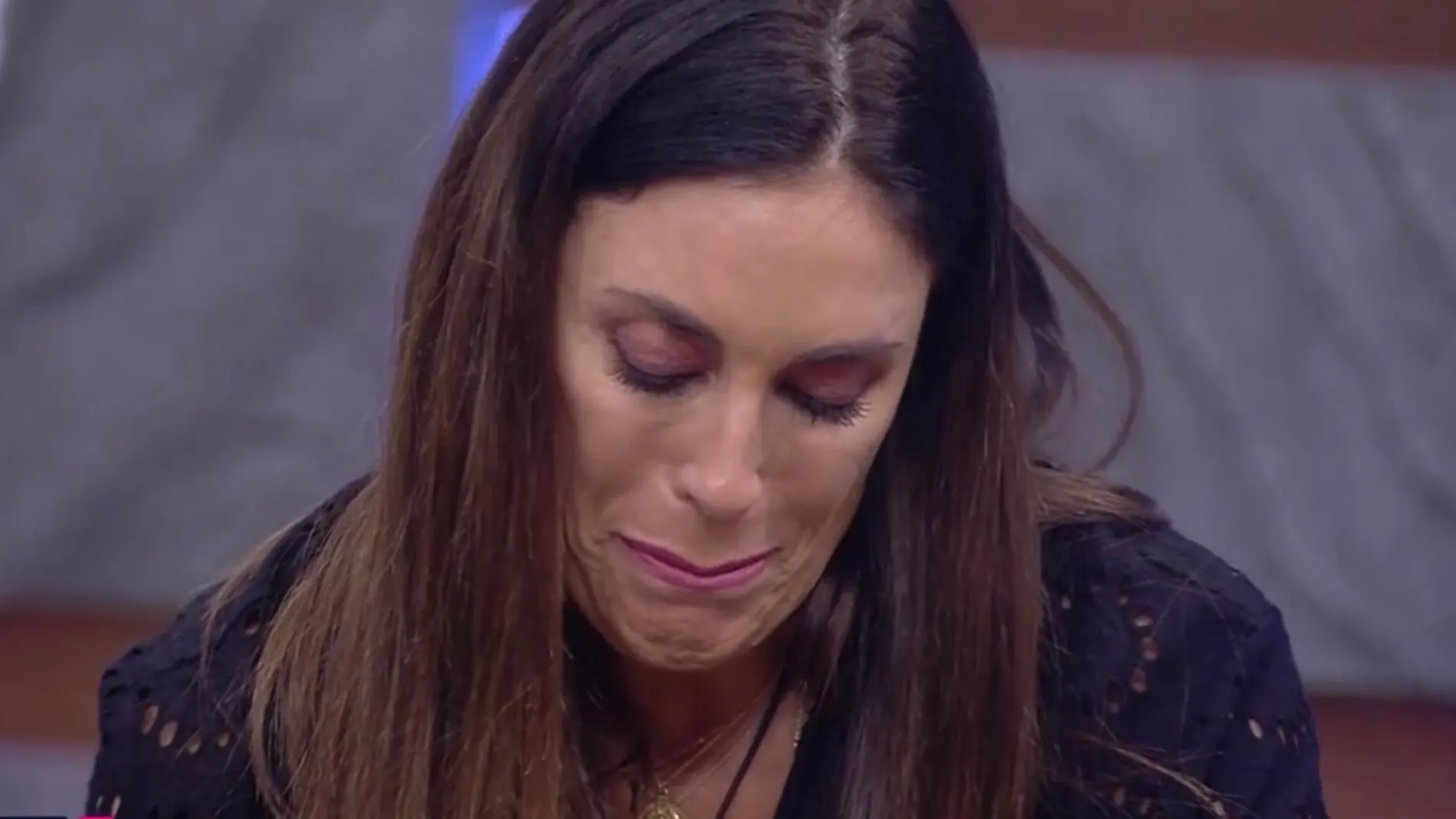 Isabel Rábago se derrumba y rompe a llorar en 'Secret Story'