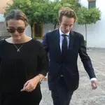VICTORIA Y ALEXANDER DE HOHENLOHE EN EL FUNERAL DEL DUQUE DE MEDINACELLI