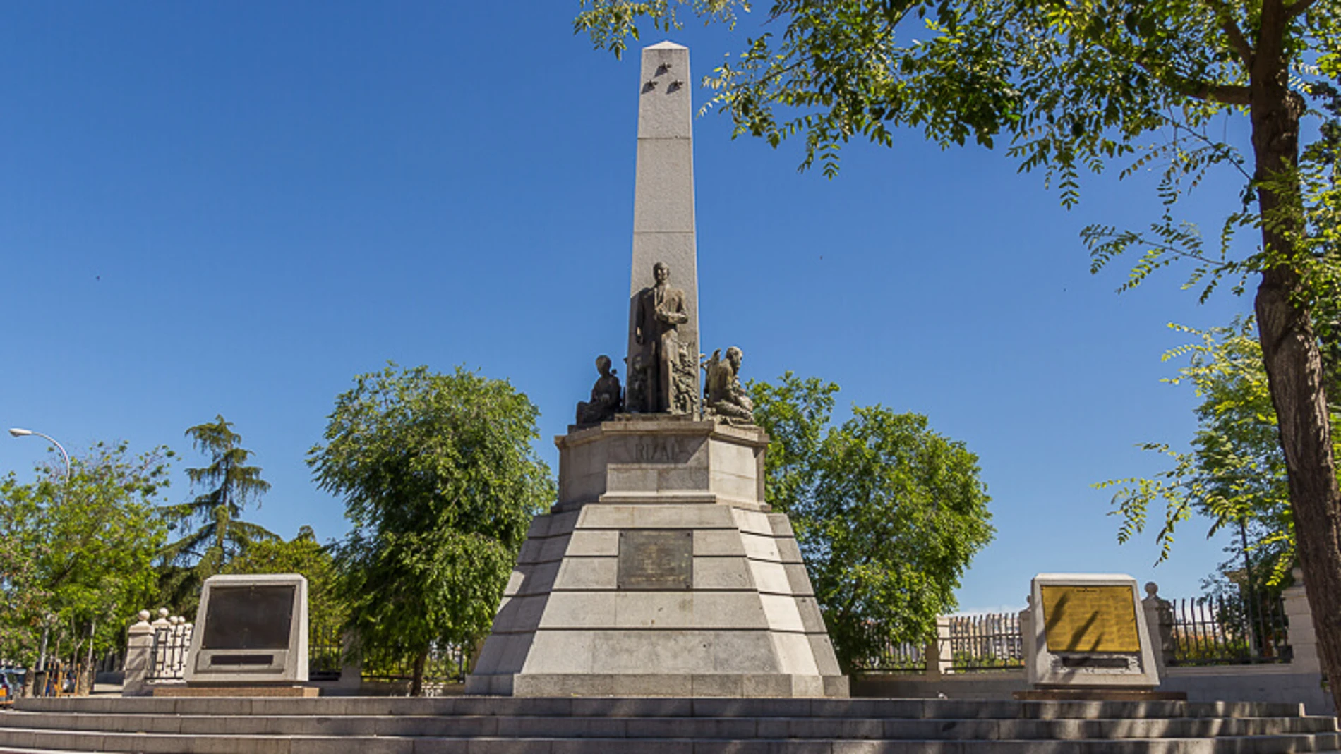 Monumento a José Rizal