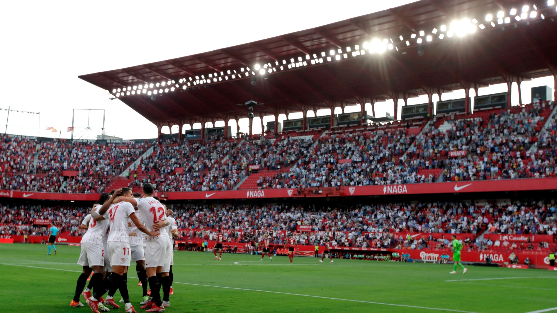 Celebración de un gol en el Sánchez Pizjuán