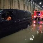Los bomberos han realizado una veintena de intervenciones por lluvias en Xàtiva durante la pasada madrugada