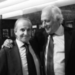 Los periodistas José María García y Raúl del Pozo