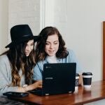 La herramienta Smart Talent Scanner ayuda a los más jóvenes a descubrir cuáles son las profesiones del futuro que encajan mejor con su perfil.