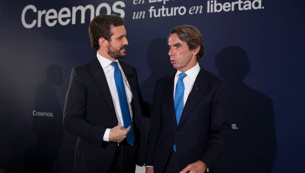 Aznar vuelve a «apadrinar» a Casado tras la tensión con Ayuso