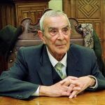 Gil también un humanista