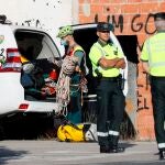 La Guardia Civil buscó, sin éxito, el cuerpo de Marta Calvo con el despliegue de especialistas de los grupos de montaña, buzos y cinológico en una casa de campo abandonada del término municipal de Senyera (Valencia)