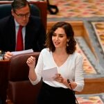 La presidenta de la Comunidad, Isabel Díaz Ayuso, interviene en la sesión del Pleno de la Asamblea de Madrid