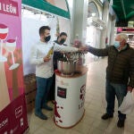El Mercado del Conde Luna de León organiza la iniciativa ‘Quedamos en el mercado’ para dinamizar la actividad en la zona