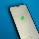 Móvil Android con WhatsApp.MOURIZAL ZATIVA / UNSPLASH13/10/2021