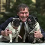 Amess fue uno de los diputados con más años de servicio, siendo elegido por primera vez en 1983 (Basildon).