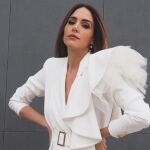 Roc&iacute;o Osorno con un vestido estilo andaluz.