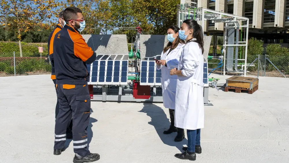 Tres científicas españolas lideran el desarrollo de una nueva tecnología que supone una evolución en la producción de hidrógeno renovable