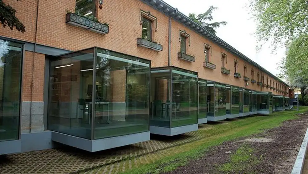 La vieja Casa de Fieras reconvertida en biblioteca