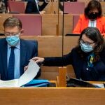 El president de la Generalitat, Ximo Puig (i) y la vicepresidenta del Consell, Mónica Oltra (d)