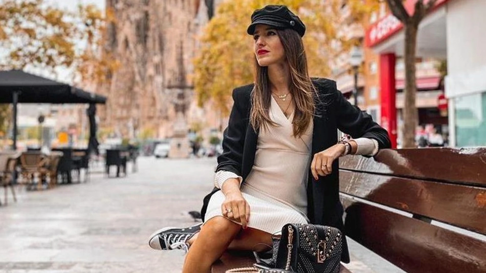 Sandra Majeda con vestido de punto.