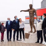 Inauguración de la estatua de Luis Aragones en el Wanda Metropolitano..