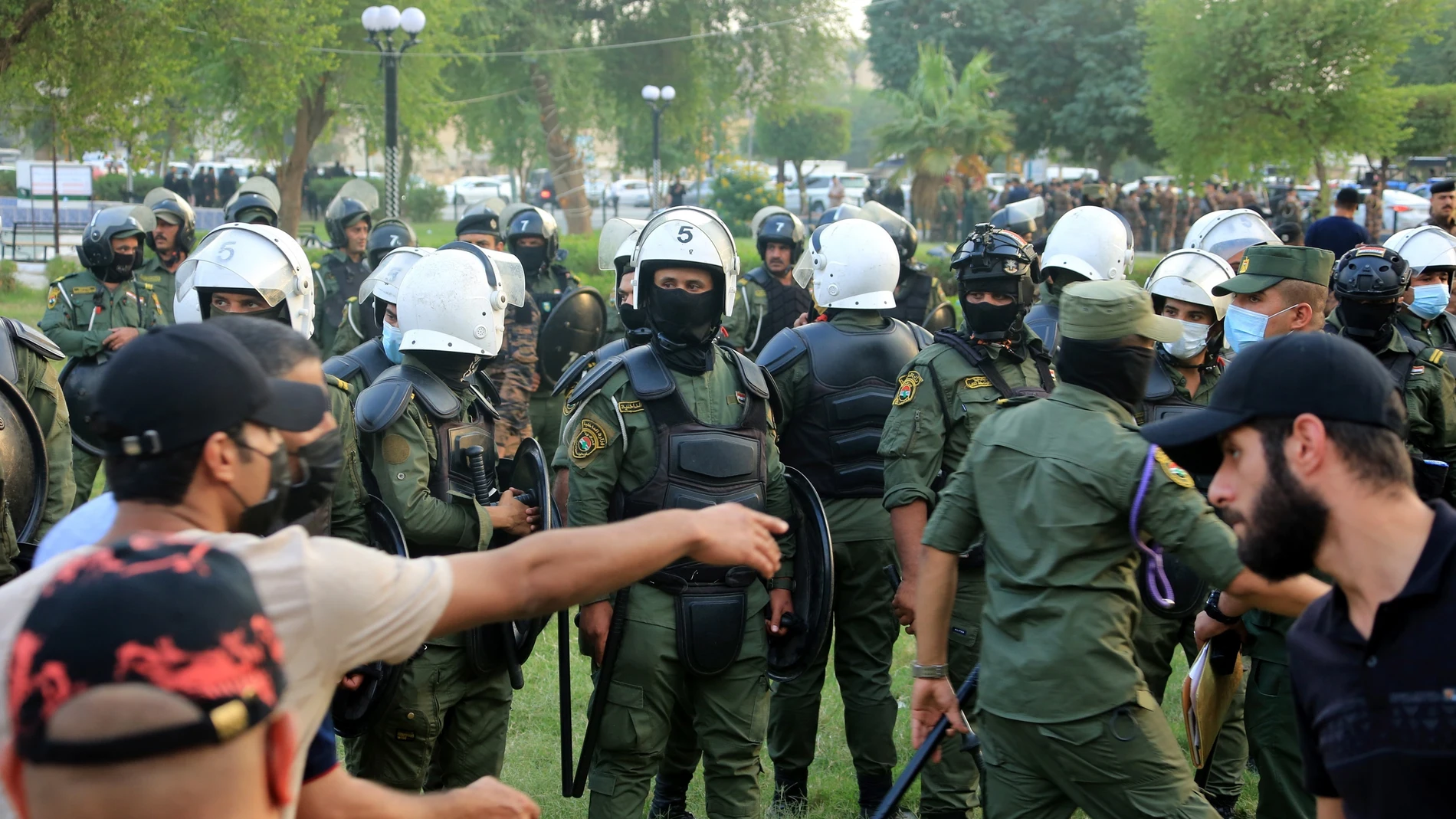 Las parlamentarias, de carácter anticipado, fueron convocadas tras la grave crisis política en la que se vio sumido el país tras las masivas movilizaciones registradas en 2019