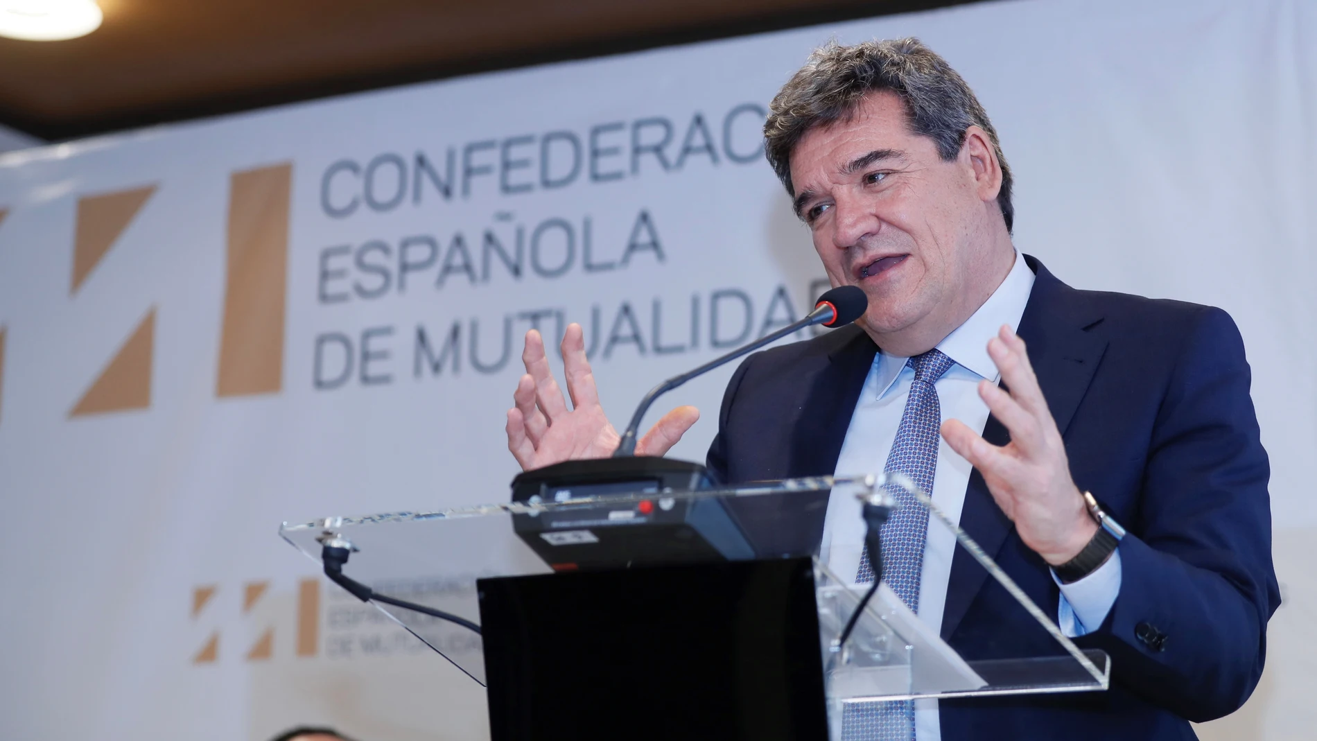 El ministro de Inclusión y Seguridad Social, José Luis Escrivá, ha lanzado una nueva propuesta para salvar el sistema nacional de pensiones
