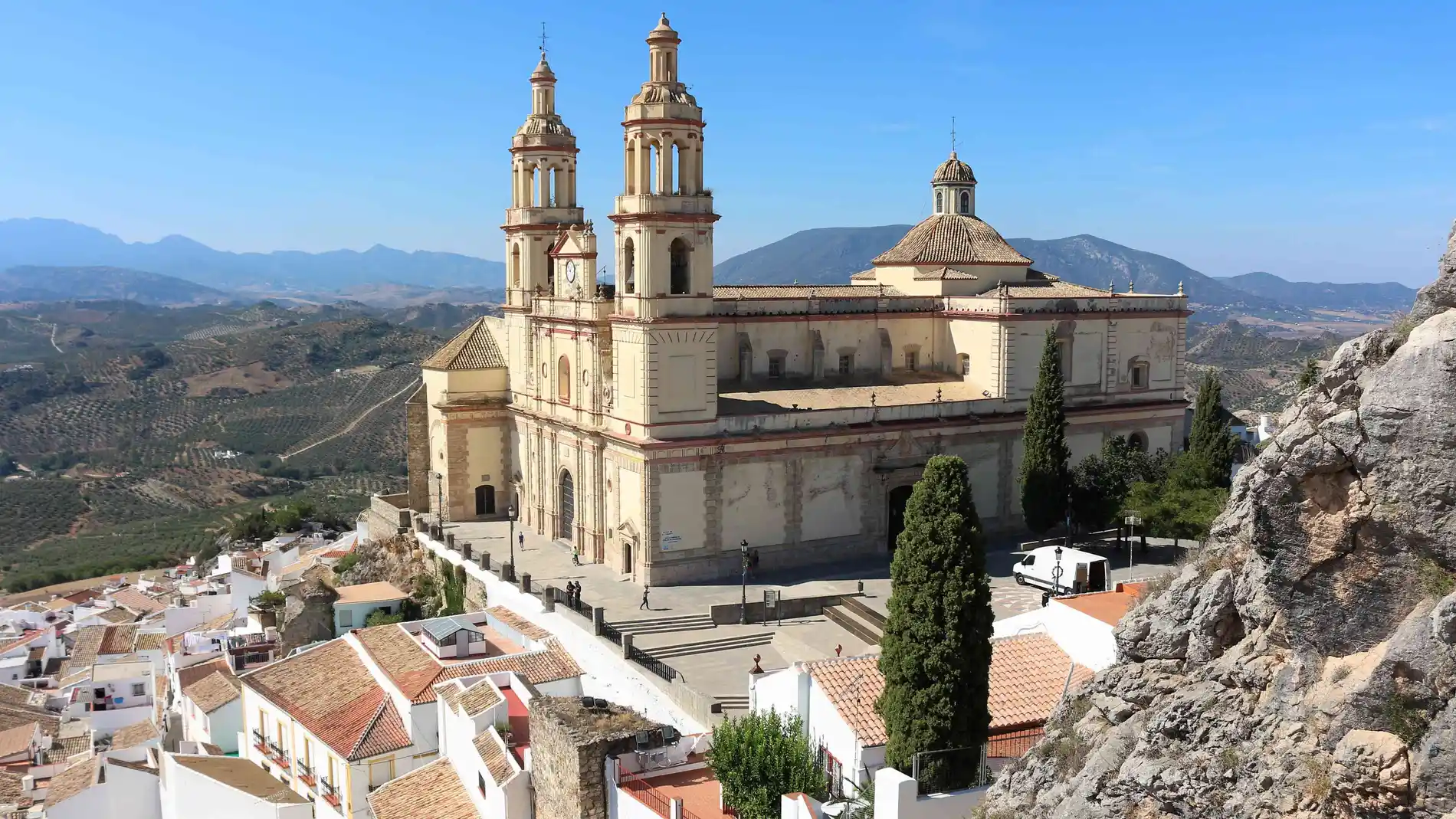 Vista de Olvera, en la provincia de Cádiz, desde lo alto del castillo