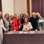 La escritora Carla de Vega durante la presentación de Shakti en Valencia