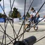 La puesta en marcha de la escuela de BMX se enmarca en el programa «Deporte en la calle» del Ayuntamiento de Madrid.