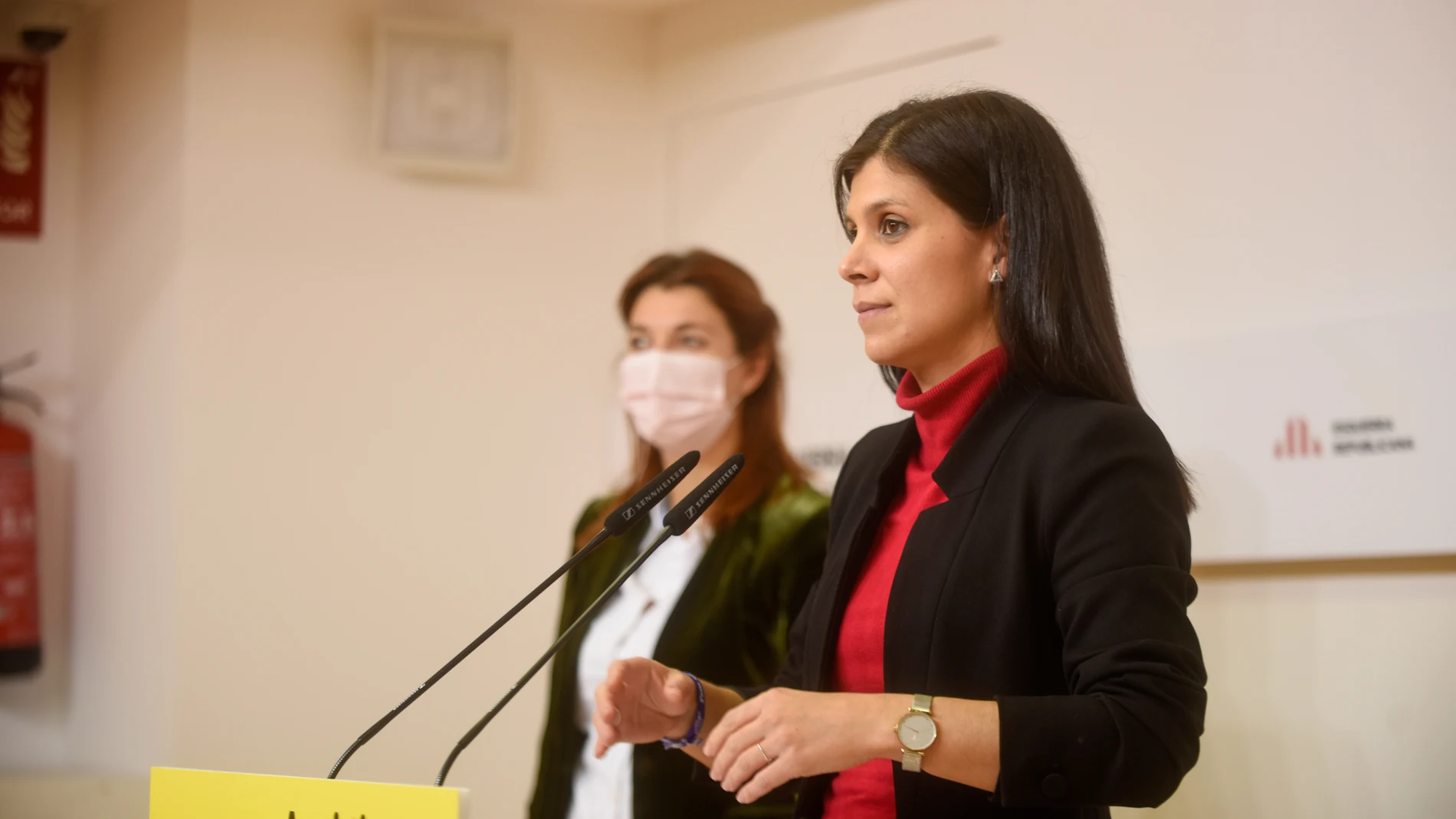 La portavoz Marta Vilalta y la diputada Carolina Telechea