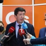 El vicepresidente de la Junta y coordinador de Cs, Juan Marín, está concitando mucha atención mediática desde que ayer se publicara una polémica conversación con su grupo parlamentario