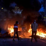 El sector del metal de la provincia de Cádiz ha comenzado este martes un huelga indefinida, con barricadas y cortes de tráfico