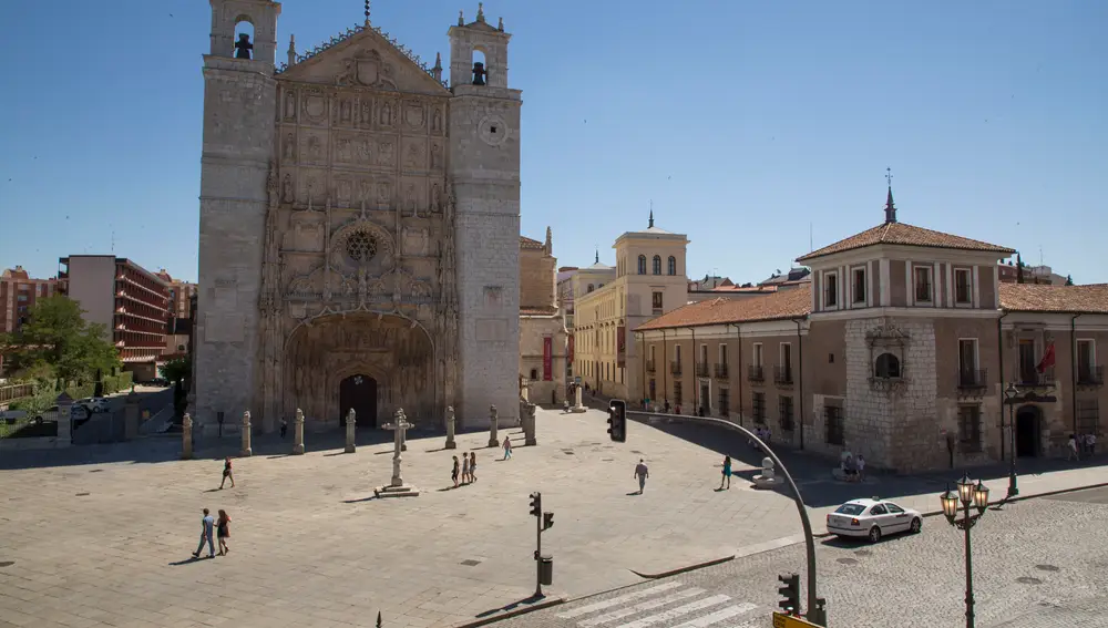 Fachada de la Iglesia de San Pablo en Valladolid